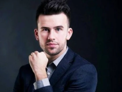 FLORIN RISTEI, SUPRIZA DE PROPORTII PENTRU ADMIRATOARELE SALE!