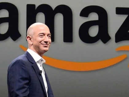 Fondatorul Amazon a devenit cel mai bogat om din toate timpurile