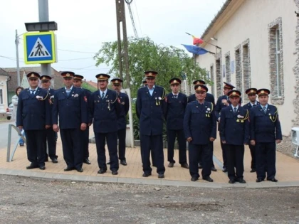 Formația Civilă de Pompieri Voluntari din Zăbrani sărbătorește 140 de ani de la înființare