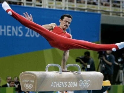 Fostul gimnast Marius Urzică împlineşte 45 de ani