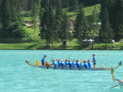 FOTBAL ŞI REGATĂ NAUTICĂ DE ZIUA SPORTULUI UNIVERSITAR ARĂDEAN