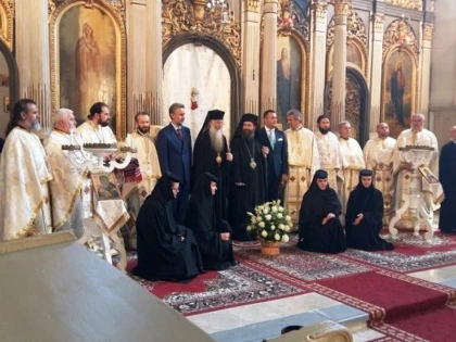 (FOTO) Aniversare arhierească şi inaugurare de lăcaş de cult românesc în Ungaria