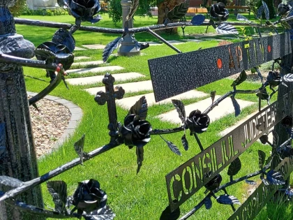 (FOTO) Bîlcea a confundat centrul Aradului cu cimitirul Pomenirea