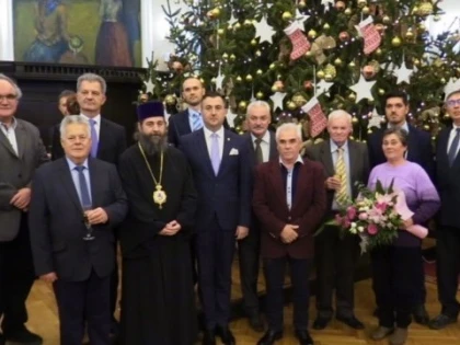 (FOTO) Comunitatea românească din Ungaria a participat la Gala Minorităților și la hramul Catedralei Episcopale din Gyula