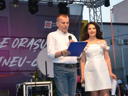 (FOTO) Două zile de foc, mii de oameni și un show de neuitat la Chișineu-Criș