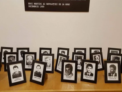 (FOTO) Eroii nu mor niciodată! Astăzi, despre Eroii arădeni de la Revoluția din ’89