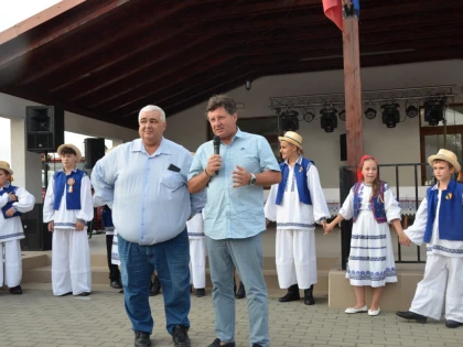 (FOTO) Evenimente de succes în comuna Almaș