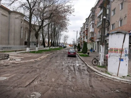 (FOTO) INEUL E MAI APROAPE DE MOSCOVA, DECÂT DE UNIUNEA EUROPEANĂ