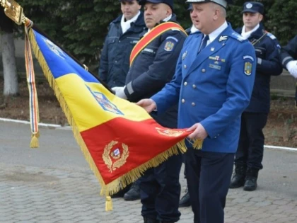 (FOTO) Jandarmeria Arad a primit un nou Drapel de Luptă
