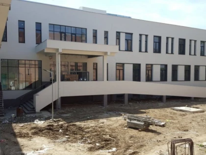 (FOTO) Noul spital din Lipova este aproape finalizat. Investiția se ridică la 5 milioane de euro