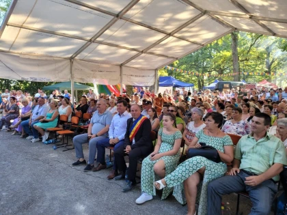 (FOTO) O nouă ediție de succes a Praznicului de Pită Nouă de la Beliu