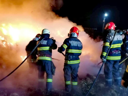 (FOTO) Peste 60 de misiuni ale ISU ARAD, în acest sfârșit de săptămână