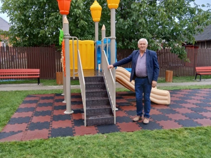 (FOTO) Primarul Ioan Pintean: „Muncim în echipă la Șepreuș“