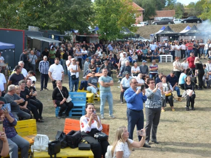(FOTO) Rustic Festival Zimbru 2026 – două zile de tradiție, muzică și voie bună