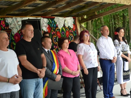 (FOTO) Satul de Vacanță Groșeni a găzduit cea de-a X-a ediție a Întâlnirii Codrenilor