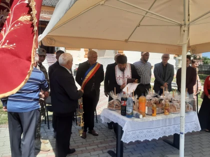 (FOTO) ﻿Ziua Eroilor, sărbătorită la Sepreuș