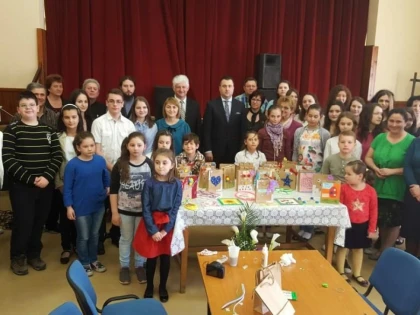 (FOTO) „ZIUA POEZIEI CREŞTINE ÎN LIMBA ROMÂNĂ“, LA MICHERECHI