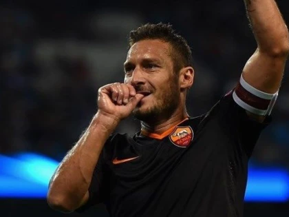 FRANCESCO TOTTI SCRIE ISTORIE IN LIGA CAMPIONILOR