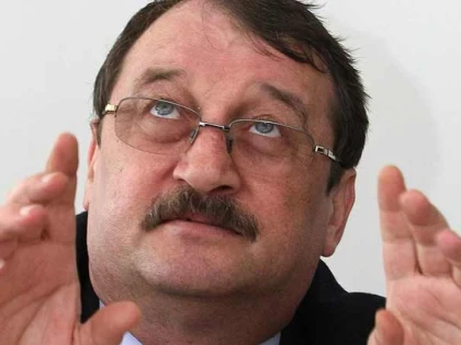 FRATELE PRESEDINTELUI BASESCU A FOST RETINUT DE PROCURORI