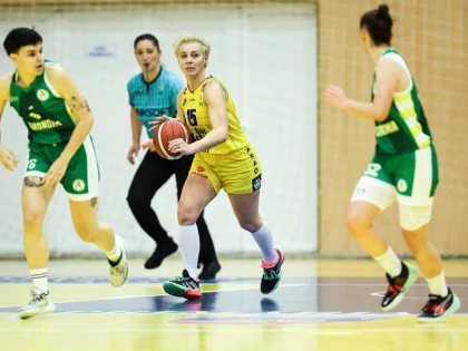 „Galben-albastrele” Aradului bifează fără emoții a treia victorie în Liga Națională de baschet