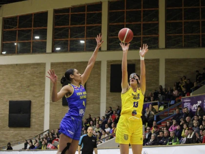 „Galben-albastrele” își pot continua duminică seria perfectă din campionat, cu secuiencele de la Hoya