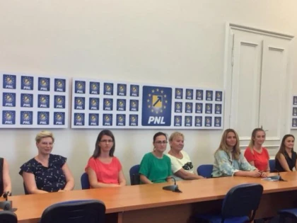 Geanina Pistru (PNL): „Doamnele din Arad aleg să se implice în politica liberală”