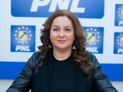 Geanina Pistru (PNL): Funcțiile nu mă definesc! Rămân alături de primarul Gheorghe Falcă!   