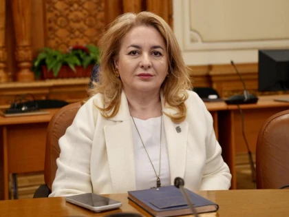 Geanina Pistru-Popa, deputat de Arad: „Oamenii nu ne-au trimis în Parlament pentru jocurile dintre partide”
