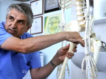 Gheorghe Burnei, suspendat din funcția de prodecan al Facultății de Medicină