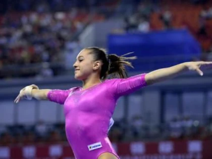 GIMNASTA LARISA IORDACHE, VICECAMPIOANA MONDIALA LA INDIVIDUAL COMPUS