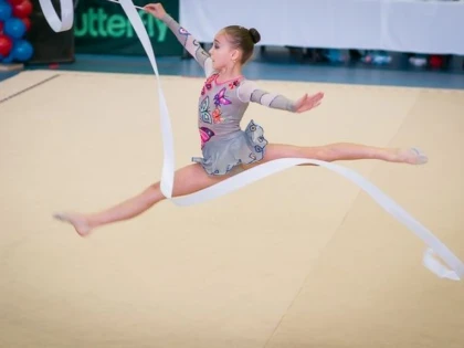 GIMNASTELE ARADENE AU CUCERIT BELGRADUL!