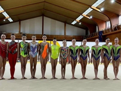 Gimnastele de la CSM Arad au avut o primă repetiție oficială în acest an, cu lotul național de ritmică