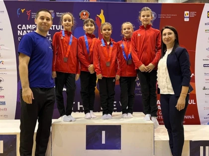 Gimnastele de la CSM Arad au urcat de cinci ori pe podiumul național al junioarelor II și III!