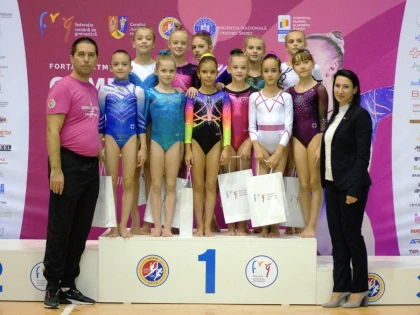 Gimnastele de la CSM Arad au urcat de opt ori pe podiumul național: junioara Marcela Cercea este campioană la sol și triplă medaliată!