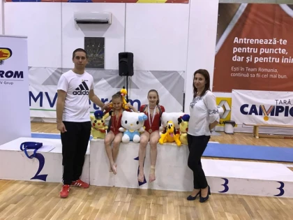 Gimnastele de la CSM Arad, pe podium la Cupa Petrom