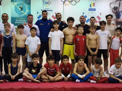 Gimnaștii de la CSS Gloria Arad, într-un stagiu național de pregătire la Izvorani