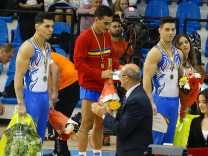 Gimnastul Adelin Kotrong e multiplu medaliat la Naţionale