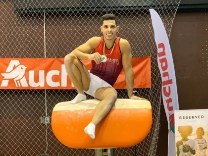 Gimnastul Adelin Kotrong e vicecampion naţional la sărituri