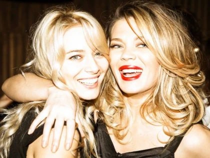 GINA PISTOL SI LAURA COSOI CONTRACT PENTRU ,,CHEFI LA CUTITE,,