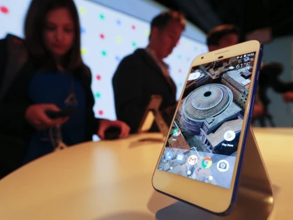 Google a lansat două noi modele de telefon