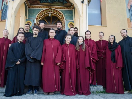 Grupul psaltic „Sfântul Ioan Damaschin”, în vizită la Joia Mare