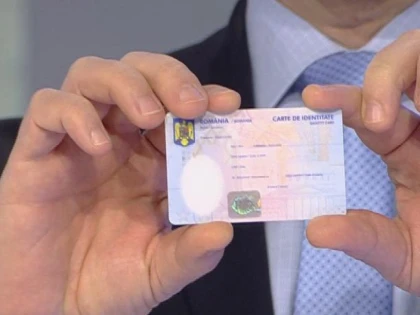 Guvernul anunță schimbarea cărților de identitate din România