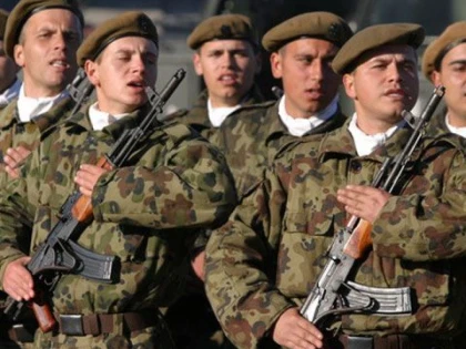 GUVERNUL VREA SA URCE SPORURILE PERSONALULUI MILITAR SI DIN SERVICII SI VENITURILE PROFESORILOR