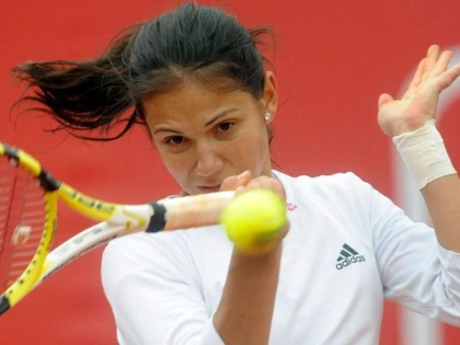 Halep a fost eliminată, dar o altă româncă e în finală la Shenzhen