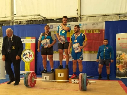 Halterofilii arădeni s-au remarcat la Naţionalele de tineret