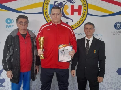 Halterofilii CSM-ului s-au remarcat la Cupa României, recordmenul Martin Tîrziu - în „cărți” pentru Europenele de juniori!