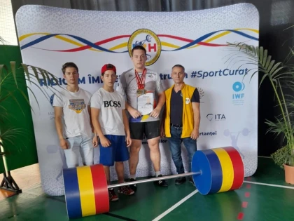 Halterofilii de la CSM Arad au cucerit opt medalii la finala națională a juniorilor (FOTO)