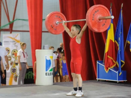 HALTEROFILII DE LA CSM ARAD S-AU REMARCAT LA CUPA ROMANIEI DE SENIORI