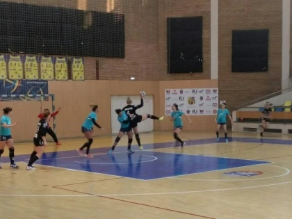 Handbal-spectacol la Arad: Minaur, dintr-o altă ligă!