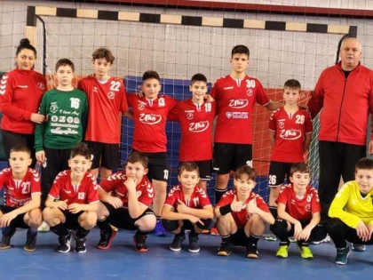 Handbaliștii de la Beldiman Arad au câștigat faza județeană a juniorilor 4